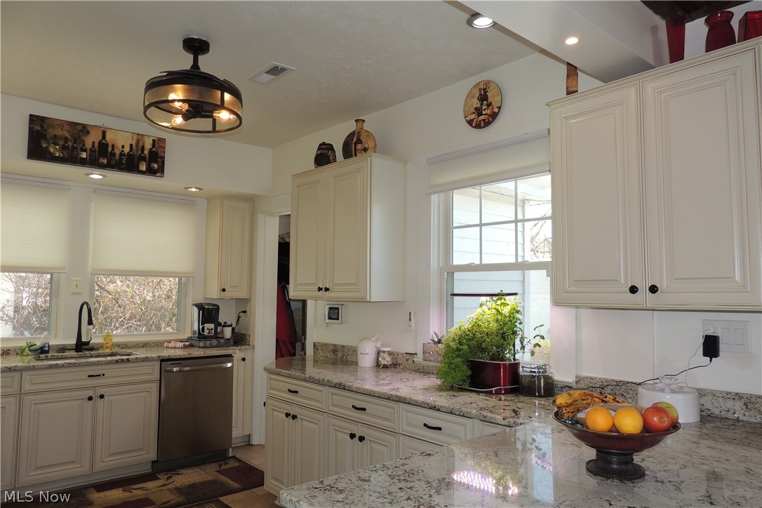 Mathews & Gilberts 05 - Residential