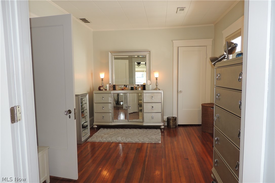 Mathews & Gilberts 05 - Residential