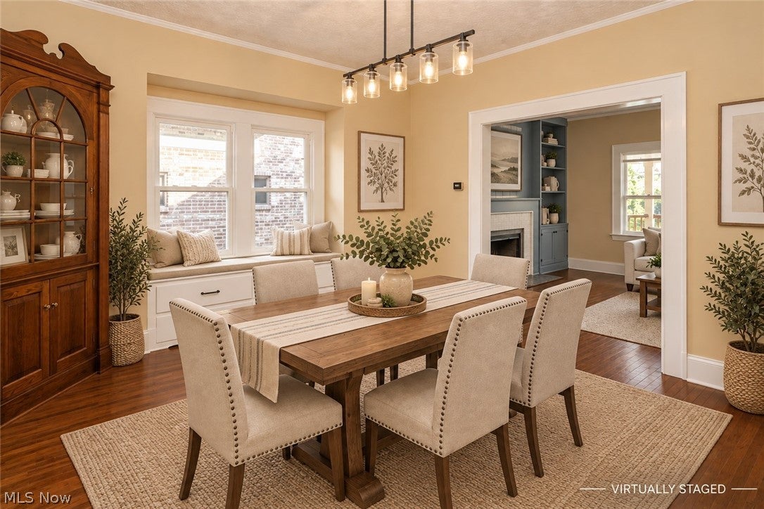 216 6th Street NE