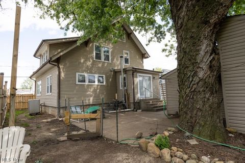 Tiny photo for 1437 Brooklyn Avenue, Canton, OH 44710 (MLS # 5210264)