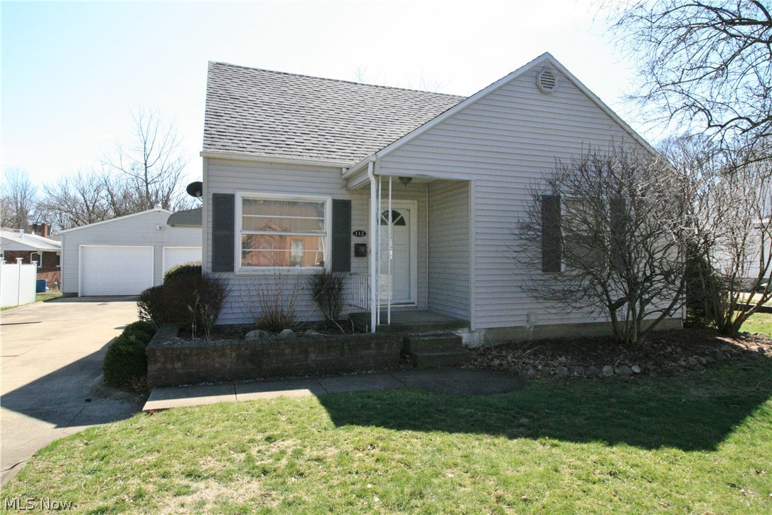 Welcome home to 112 E Linwood, a lovely 3 bedroom, 2 bath home boasting many updates. Newer kitchen & carpet inside and newer siding(2007) & roof(2007), and with all appliances staying, all you need to worry about is moving your furniture. Mostly finished basement adds 300+ sqft of living space with full bath! Oversized 2 car garage and patio. One year home warranty provided. Call today!