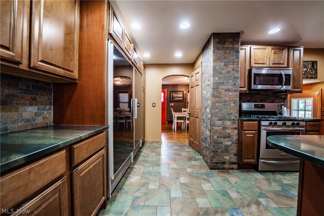 F J Hartmans Eastland Road Su - Residential