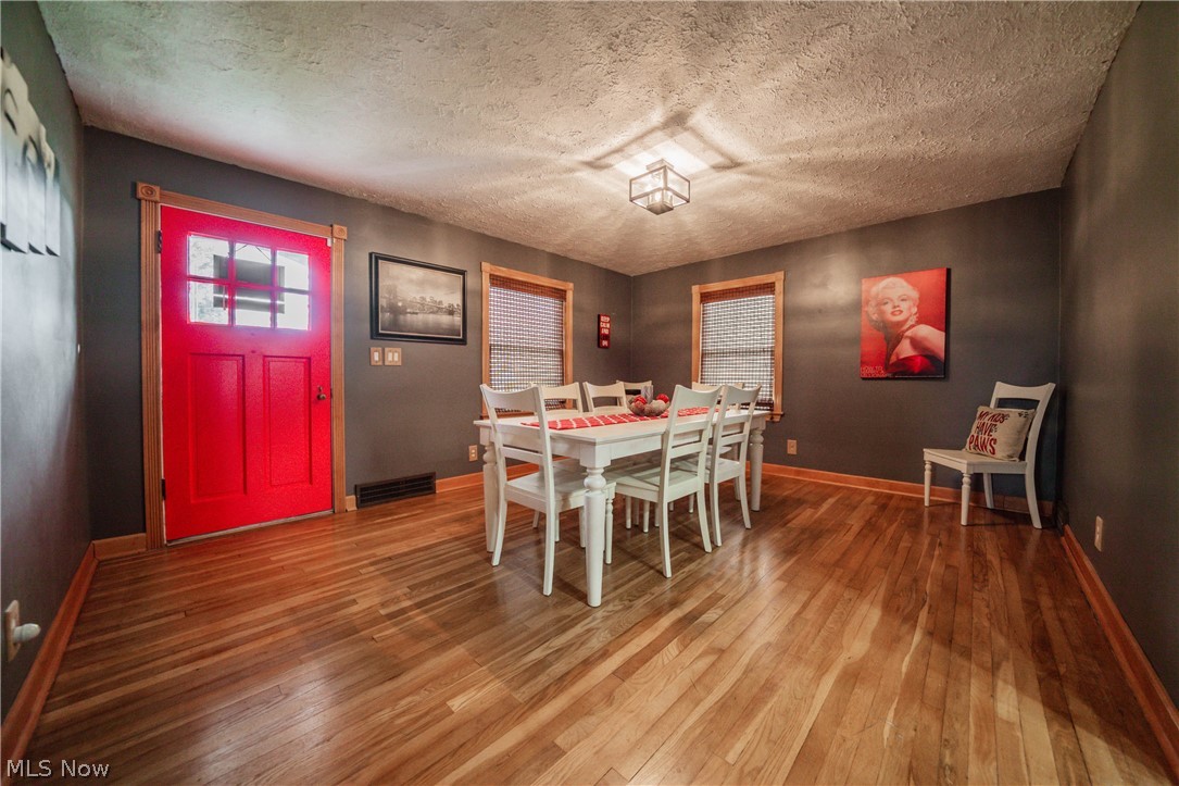 F J Hartmans Eastland Road Su - Residential