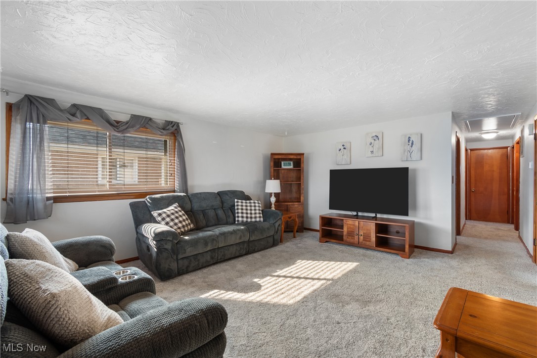 348 Woodland Avenue, Elyria, Ohio image 4
