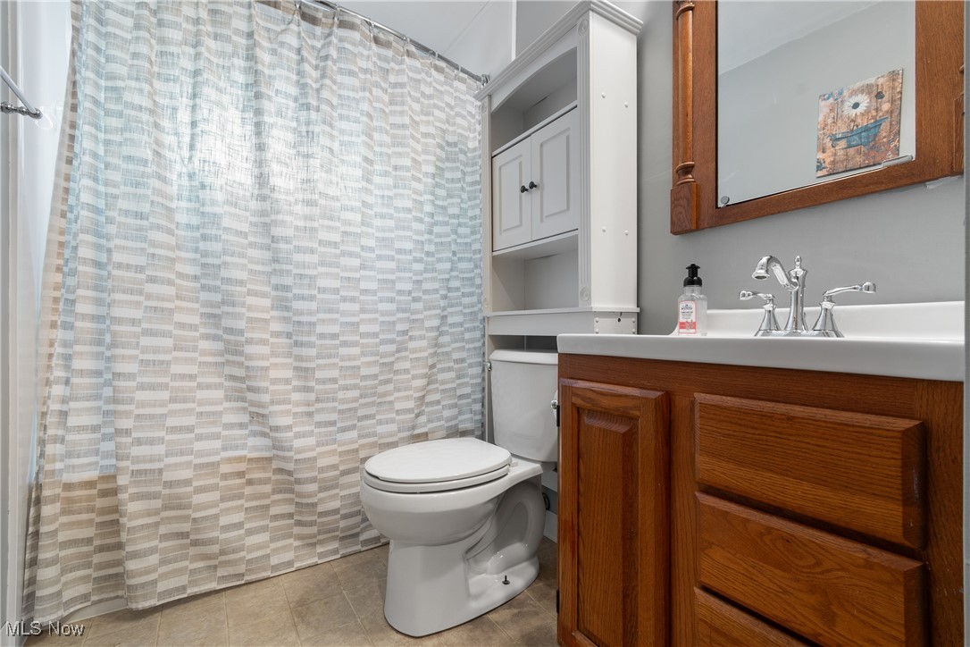 348 Woodland Avenue, Elyria, Ohio image 18