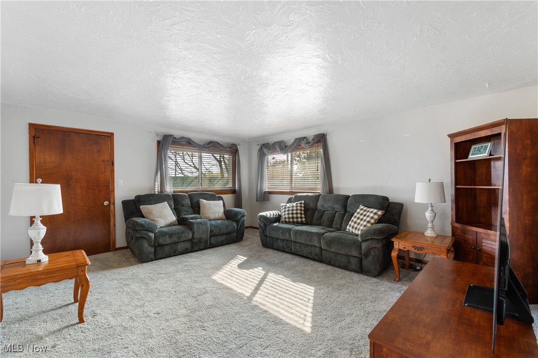 348 Woodland Avenue, Elyria, Ohio image 6