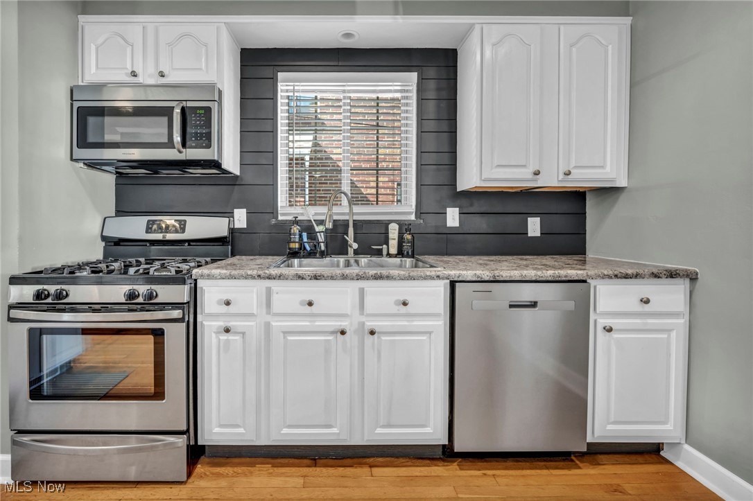 3163 W 160th Street, Cleveland, Ohio image 13
