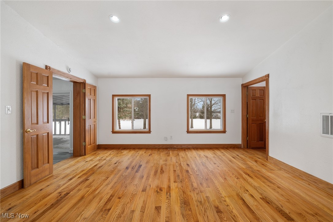 R & M Fox - Residential