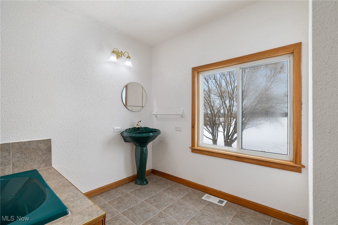 R & M Fox - Residential