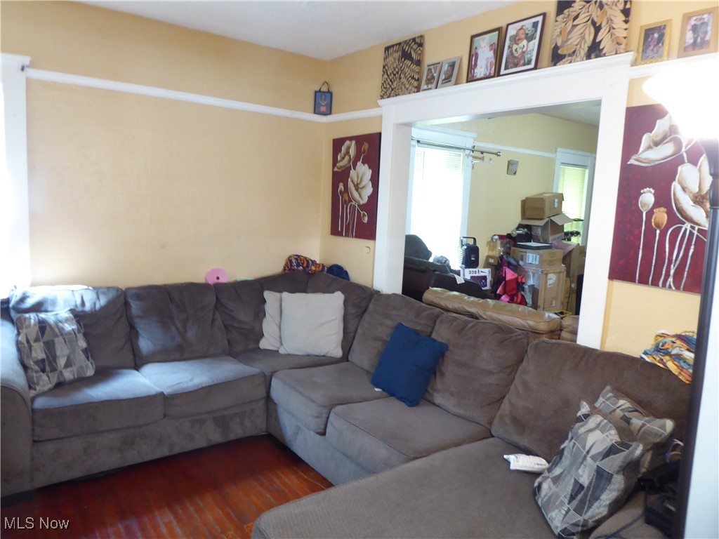 2028 W 104th Street