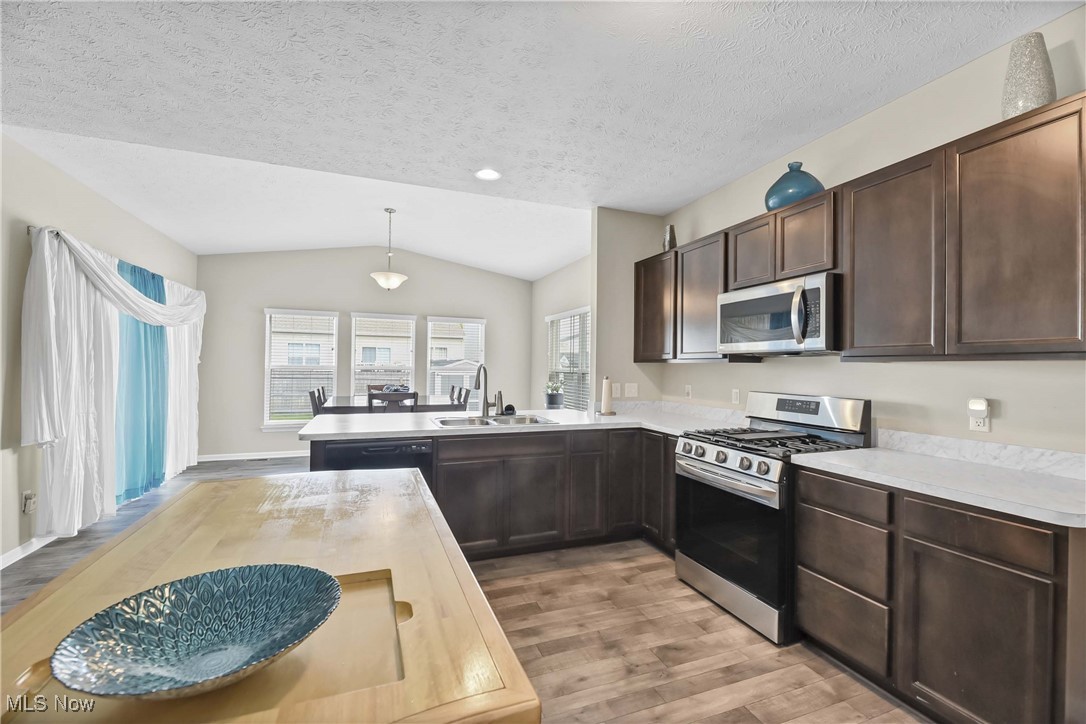 4527 Cupola Drive, Lorain, Ohio image 14
