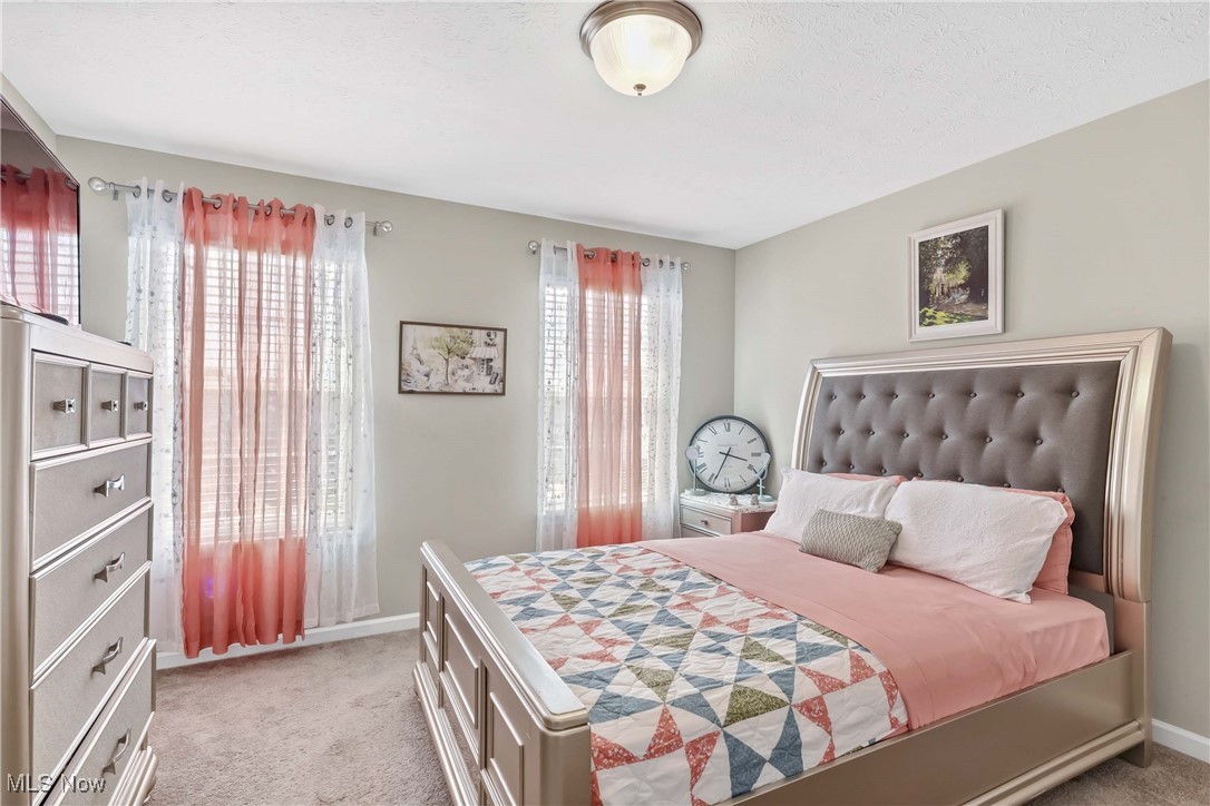 4527 Cupola Drive, Lorain, Ohio image 32