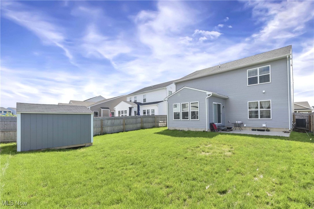 4527 Cupola Drive, Lorain, Ohio image 4