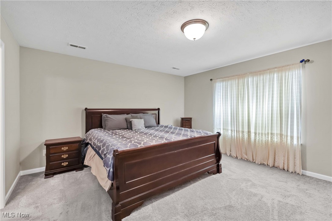 4527 Cupola Drive, Lorain, Ohio image 25