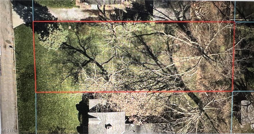 Prime Vacant Lot in a Desirable Neighborhood – Build Your Dream Home! Don't miss this incredible opportunity to own a wonderful vacant lot in a highly sought-after neighborhood. Nestled in a  well-established community, this property offers the perfect setting to design and build your dream home.