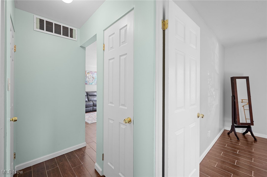 Mentor Headlands - Residential