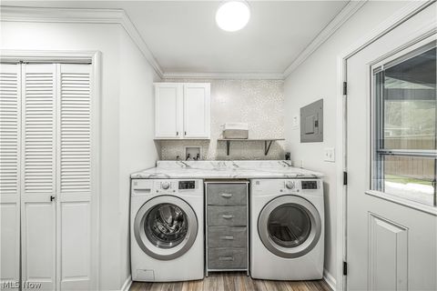 Tiny photo for 8075 Crestwood Drive, Garrettsville, OH 44231 (MLS # 5187371)