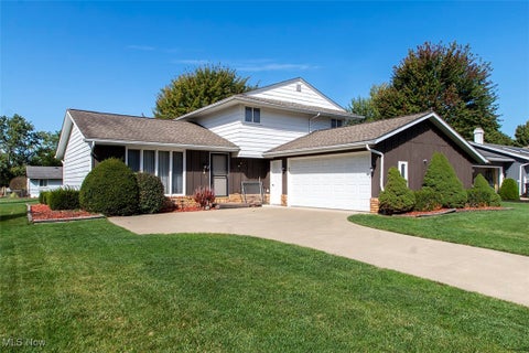 Photo for 892 Crabapple Drive