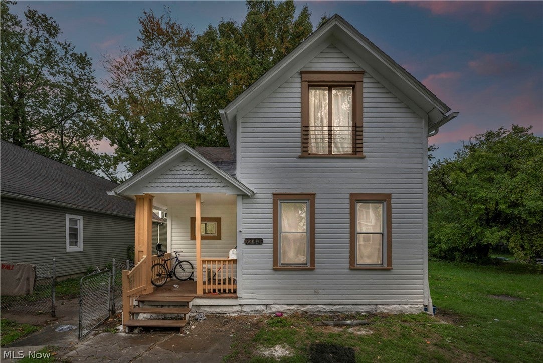 3288 W 52nd Street