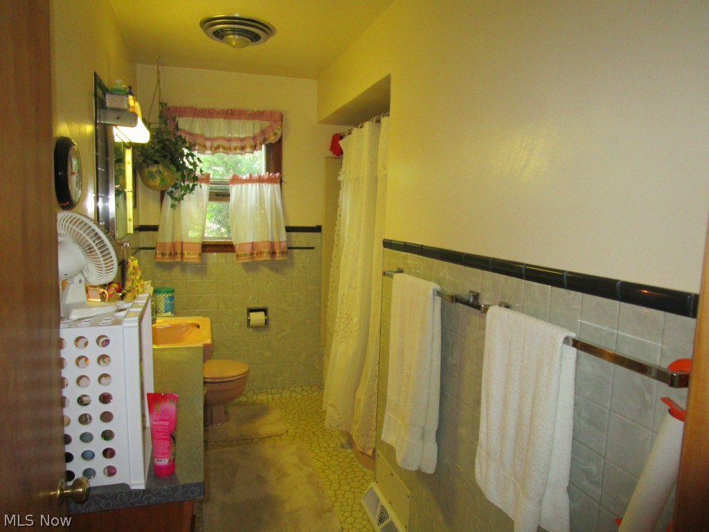 Poland Realty Co - Residential