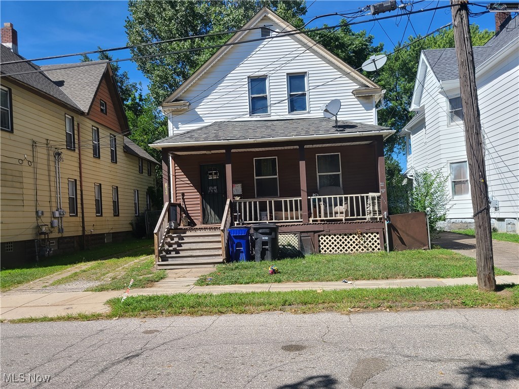 Attention investors and rehabbers! This property is currently tenant-occupied with no lease in place. Buyer will be purchasing the property as-is and will be responsible for handling tenant removal and any needed occupancy arrangements post-closing.
Great potential as a rental or flip with comparable properties in the area showing strong returns. Convenient location with easy access to major roads, downtown Cleveland, and local amenities.