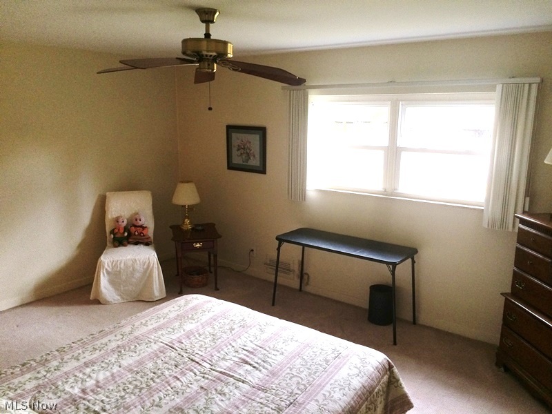 Carlton House Condo - Residential