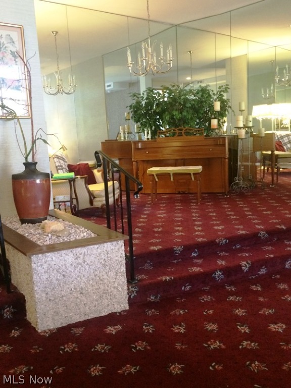 Carlton House Condo - Residential