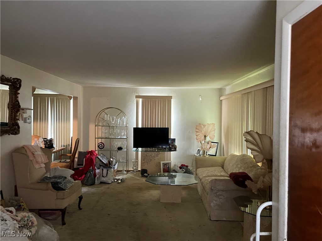 16811 Invermere Avenue, Cleveland, Ohio image 4