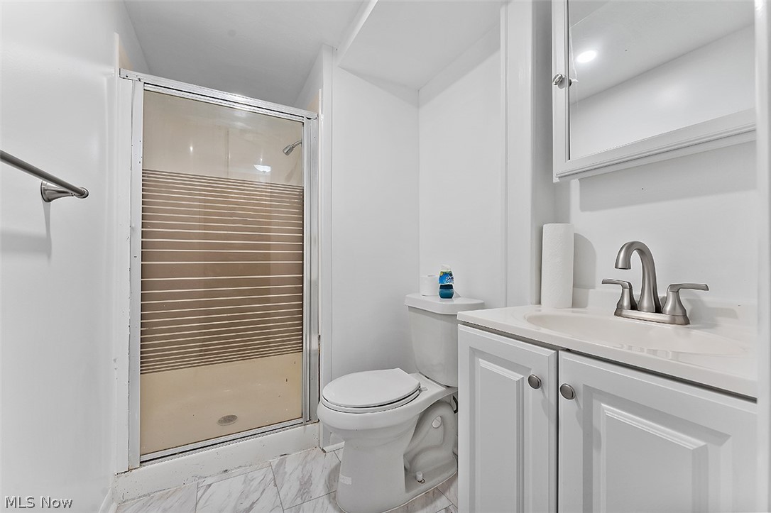 Dubin Housing Corp 01 - Residential Lease