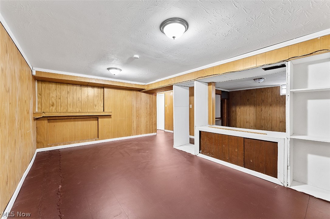 Dubin Housing Corp 01 - Residential Lease