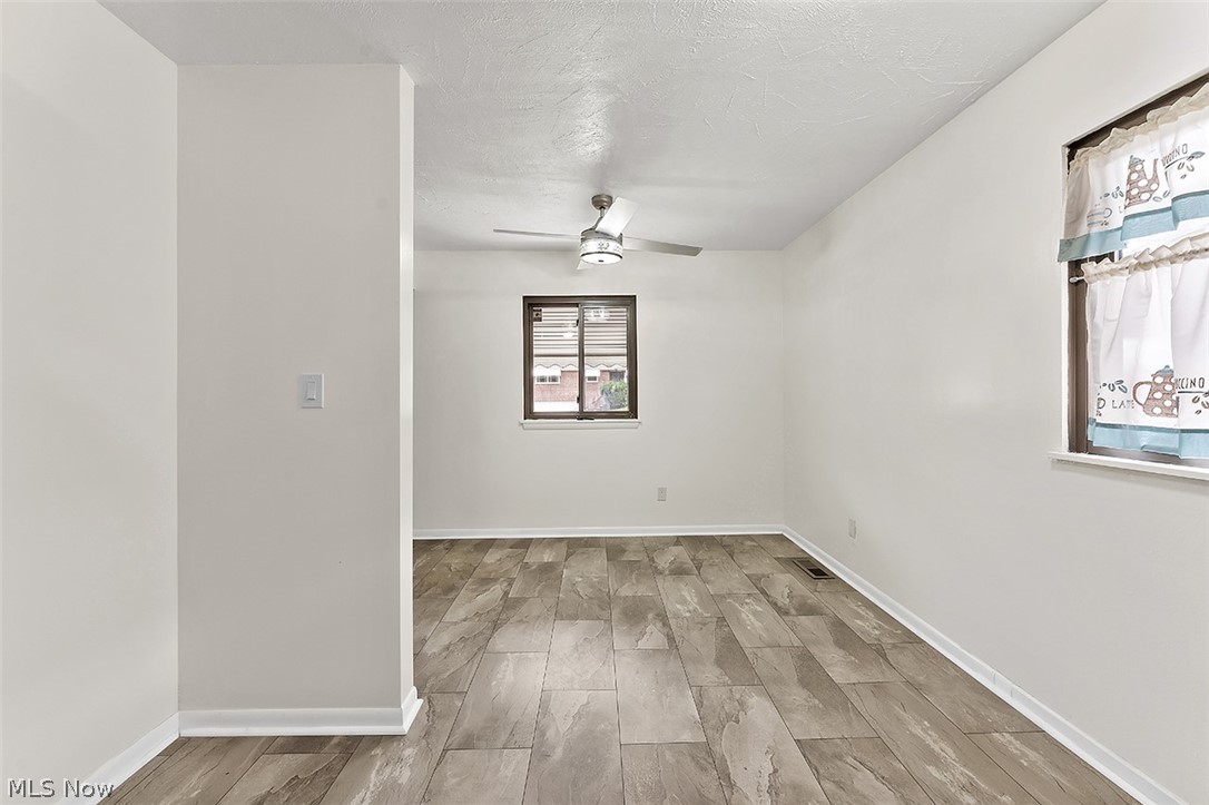 Dubin Housing Corp 01 - Residential Lease