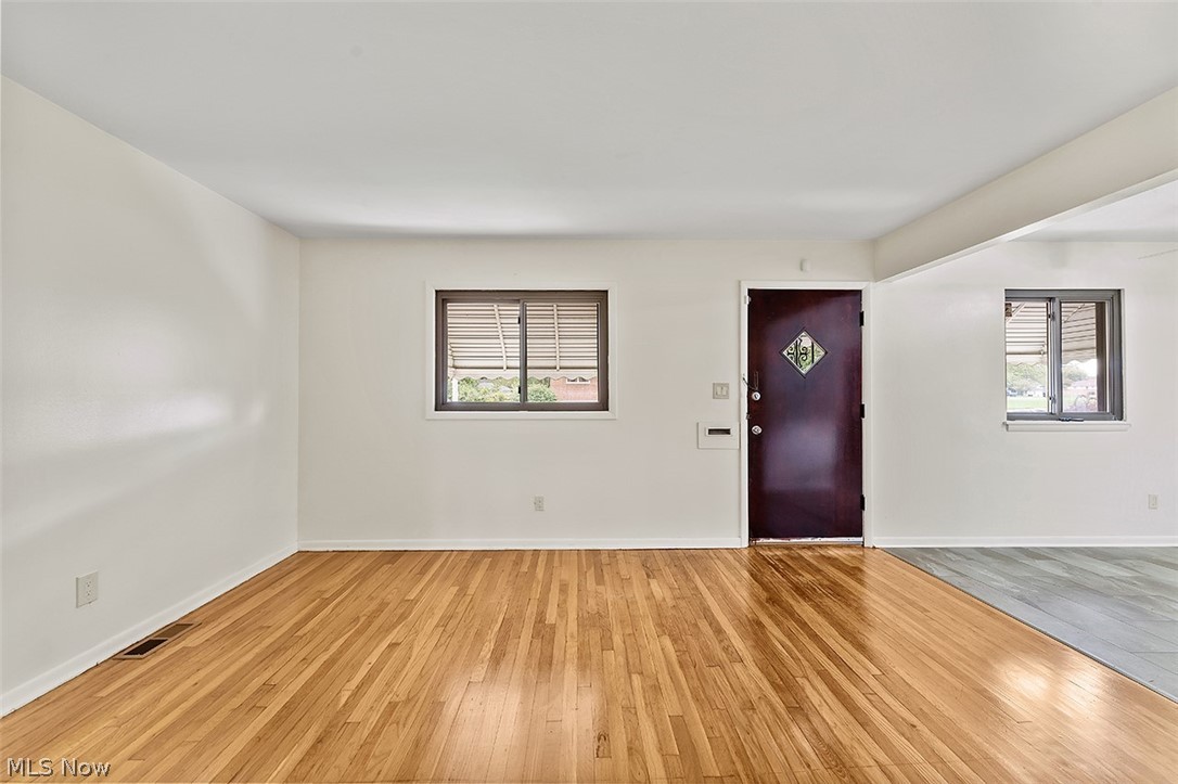 Dubin Housing Corp 01 - Residential Lease