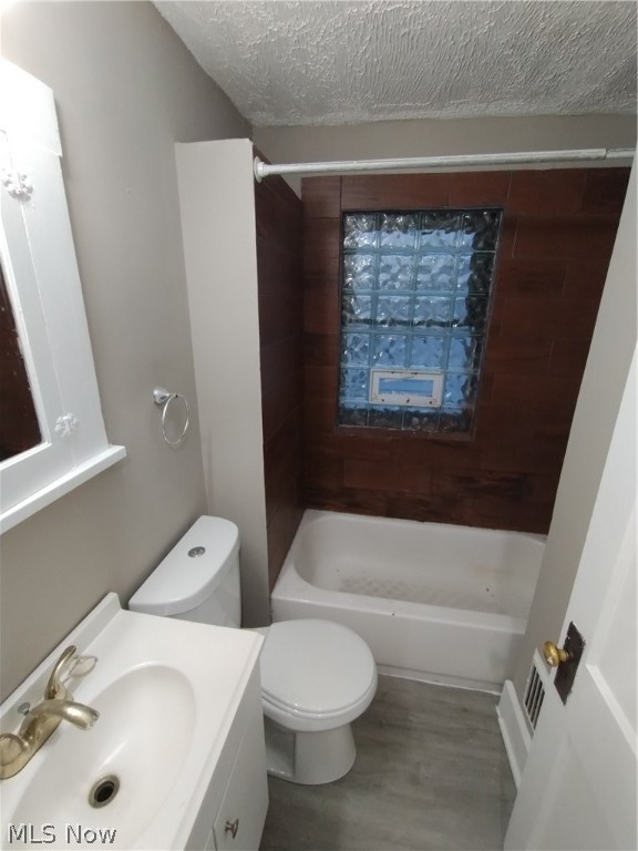 City/Youngstown - Residential Lease