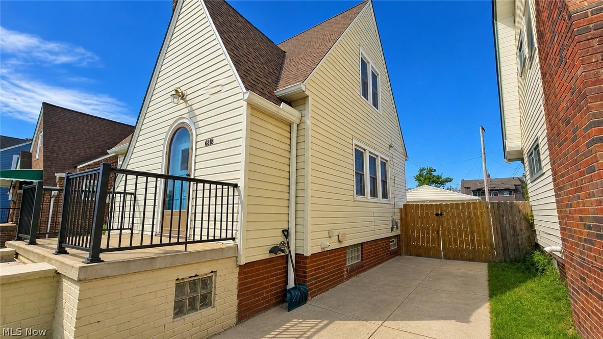 Ridgewood 05 - Residential