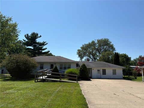 Photo of 2140 Claus Road, Vermilion, OH 44089 (MLS # 5227117)