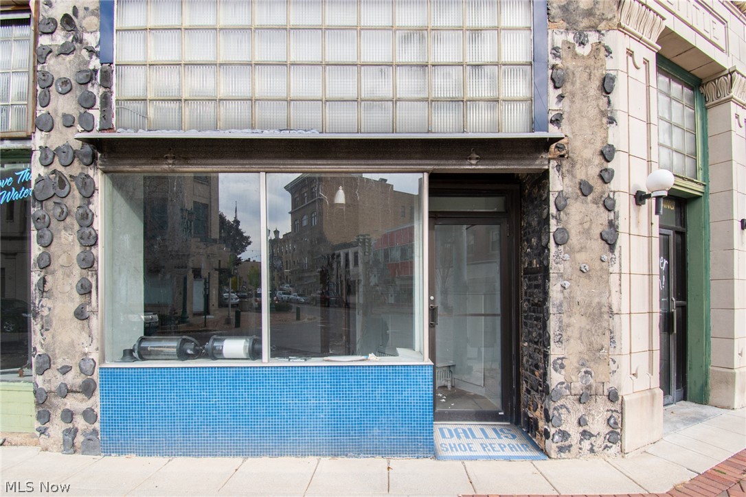 Blackmore - Commercial Sale