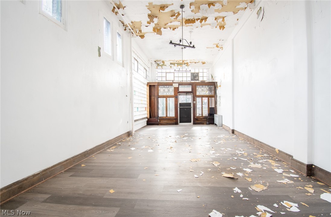 Blackmore - Commercial Sale