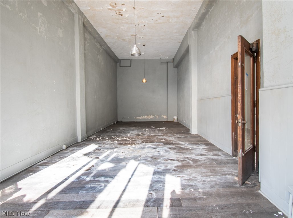 Blackmore - Commercial Sale