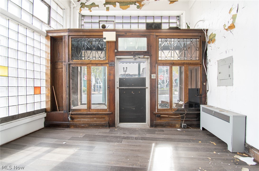 Blackmore - Commercial Sale