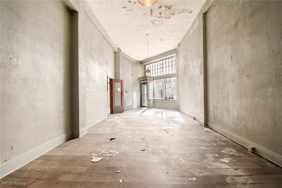 Blackmore - Commercial Sale