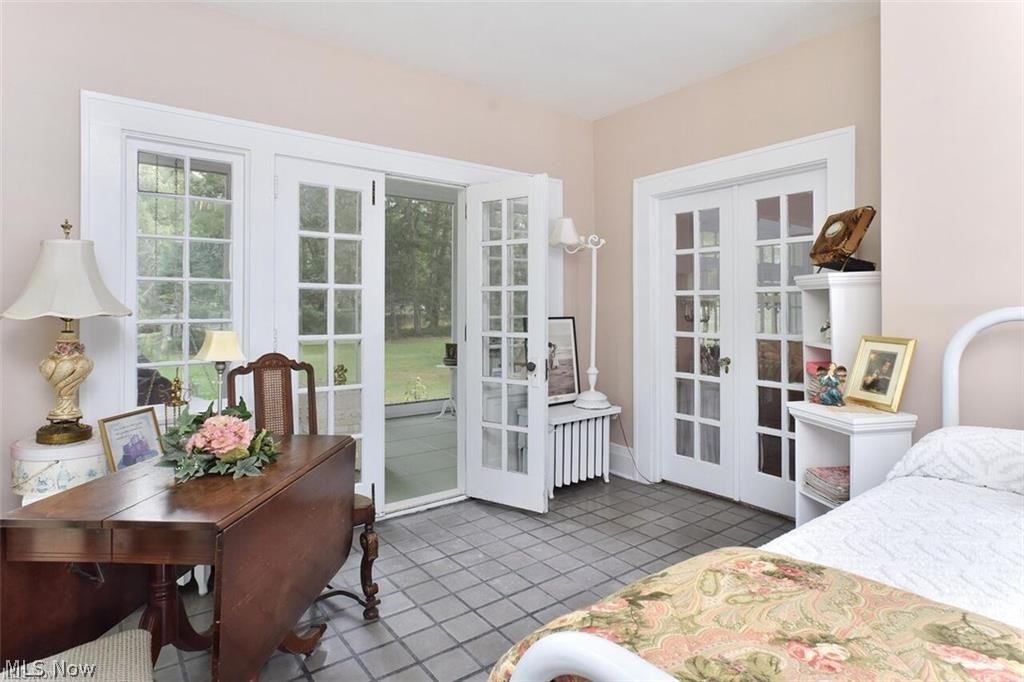 Cohasset Blvd - Residential