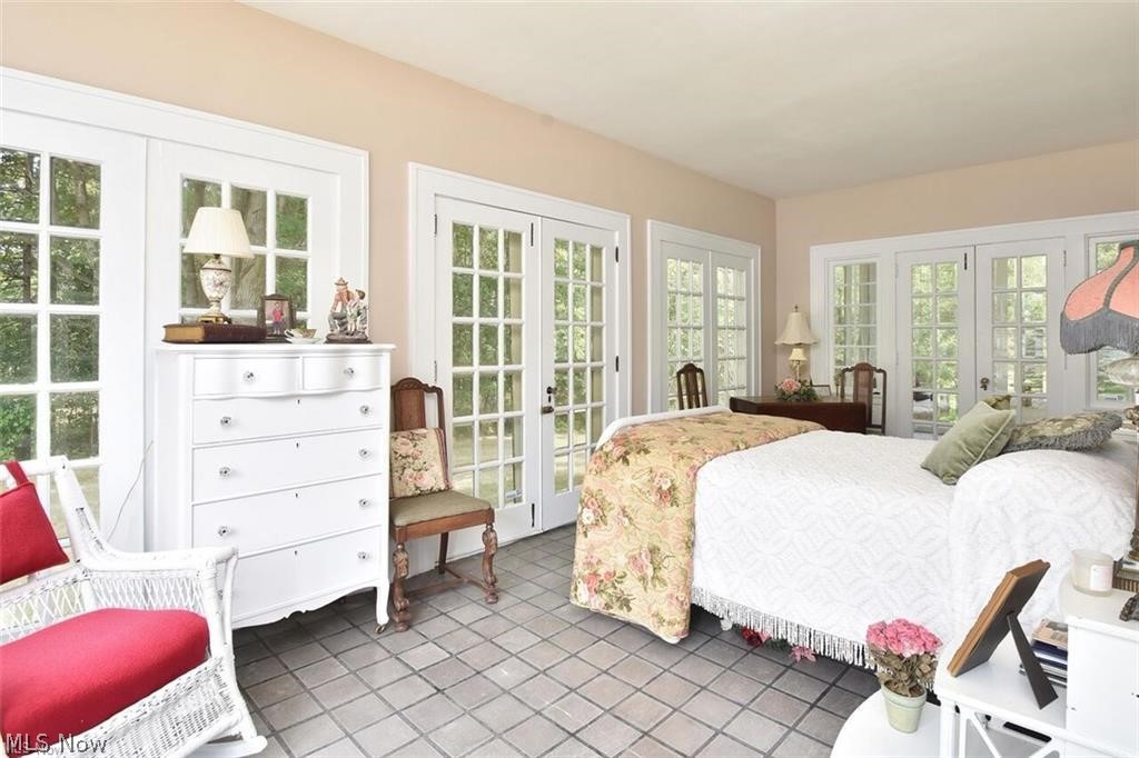 Cohasset Blvd - Residential