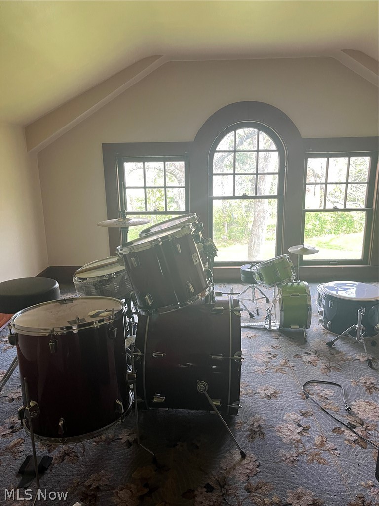 Cohasset Blvd - Residential