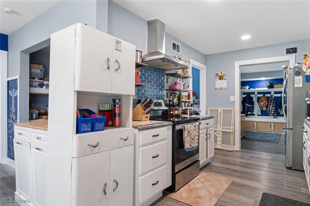 8651 Lindbergh Boulevard, Olmsted Falls, Ohio image 15