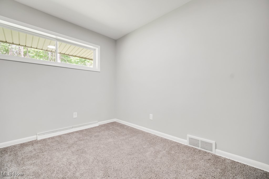 2644 Kilgore Street, Barberton, Ohio image 16