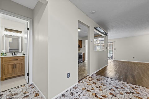 Tiny photo for 7569 Creekwood Drive #21D, North Royalton, OH 44133 (MLS # 5255453)