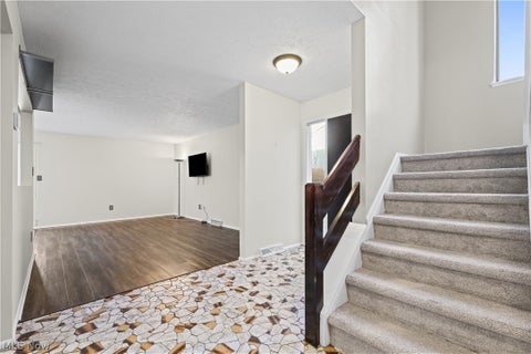 Tiny photo for 7569 Creekwood Drive #21D, North Royalton, OH 44133 (MLS # 5255453)