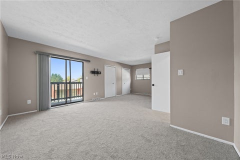 Tiny photo for 7569 Creekwood Drive #21D, North Royalton, OH 44133 (MLS # 5255453)