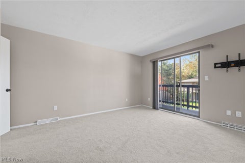 Tiny photo for 7569 Creekwood Drive #21D, North Royalton, OH 44133 (MLS # 5255453)