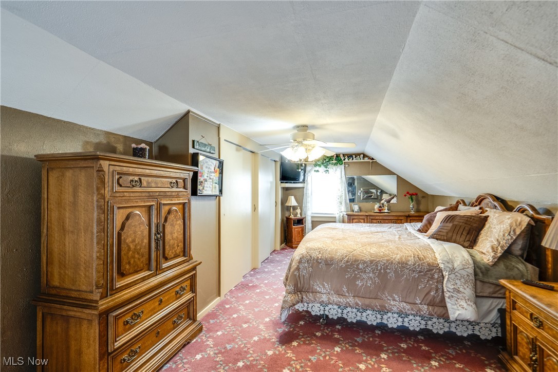 2376 S Seneca Avenue, Alliance, Ohio image 14